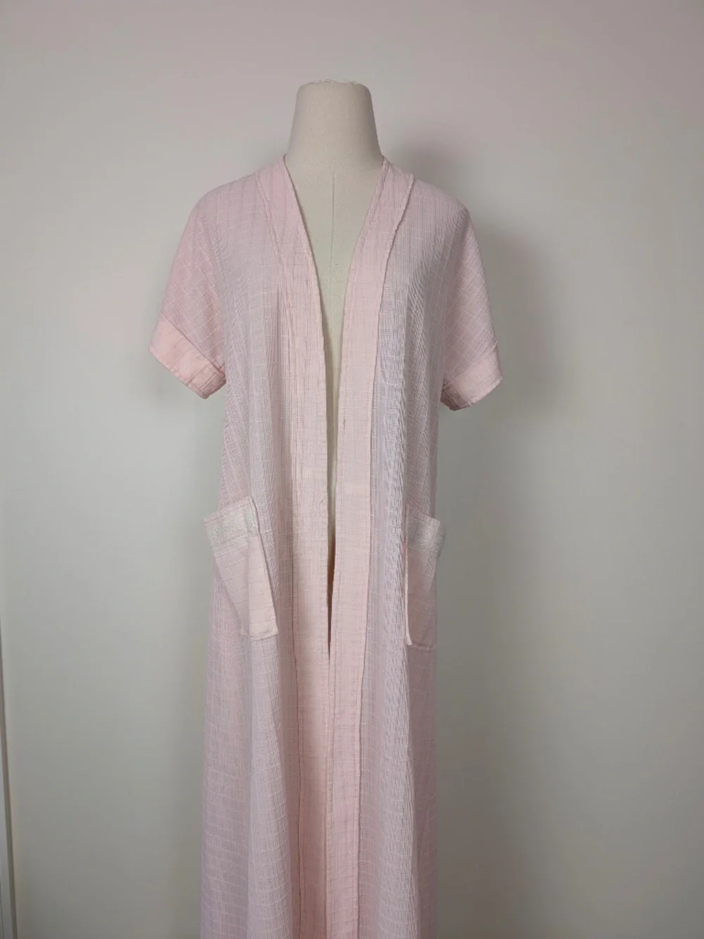 Vintage Robe Baby Pink Maxi Size Small Belted Feminine - Picture 2 of 16